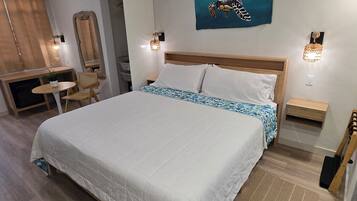 Iron/ironing board, WiFi, bed sheets, wheelchair access