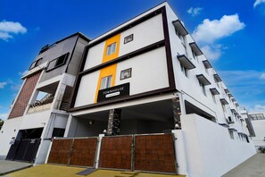 House | Exterior - Super Townhouse Formerly MK Elegance Inn (Coimbatore)