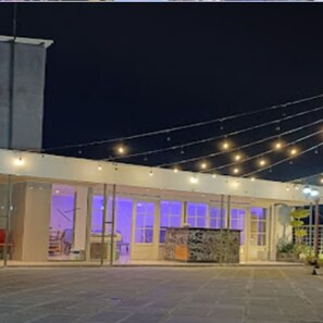 Exterior - Hot In Hotel (Depok)