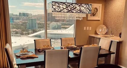 Luxury 4-bedroom Presidential Lock off Suite in Westgate Resort & Casino