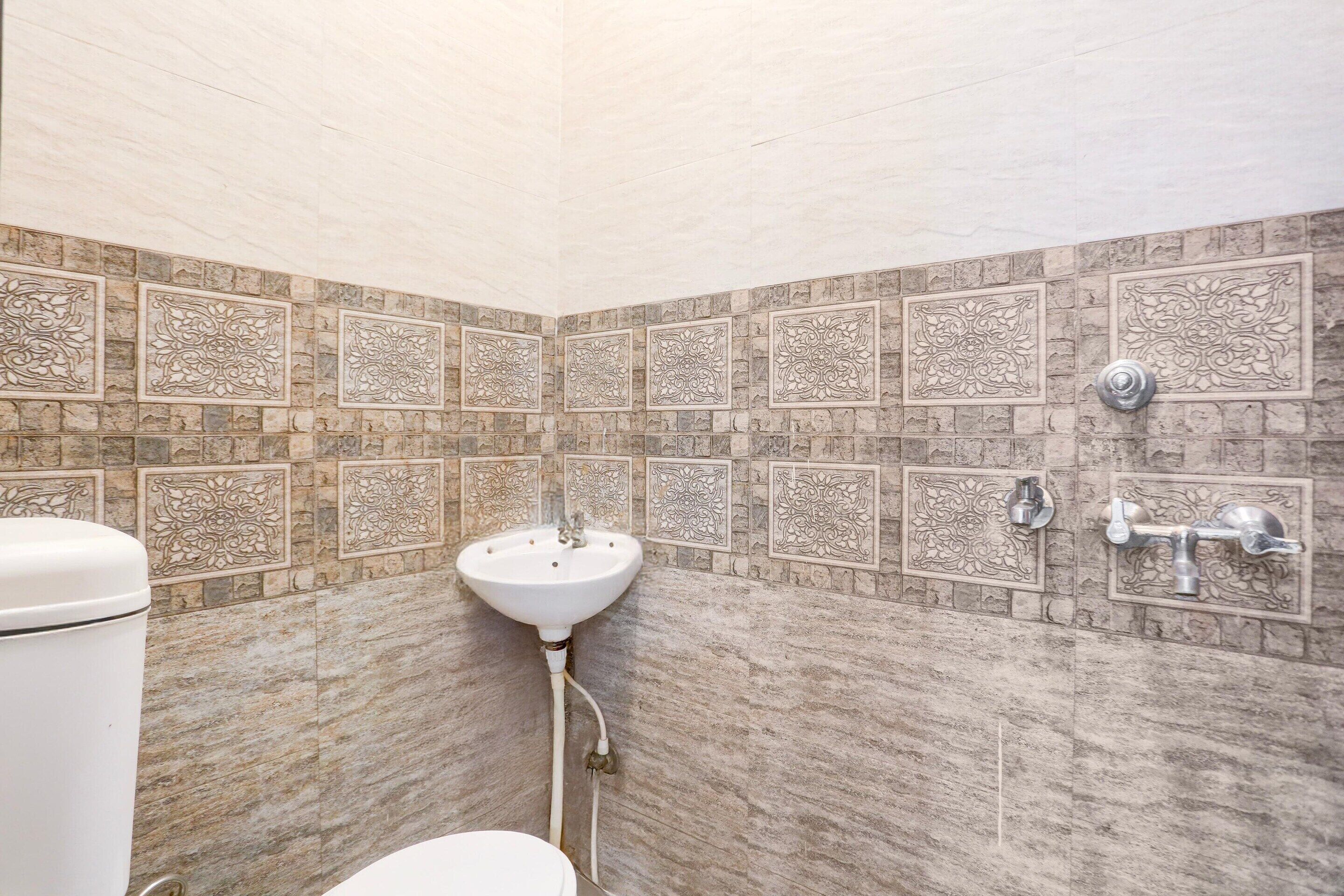 House | Bathroom