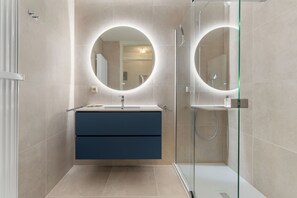 Bathroom - 1 bedroom accommodation in Sint Idesbald (Sint Idesbald)