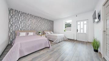 Classic Quadruple Room