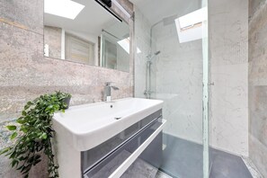 Bathroom - Residence Benamino Deluxe (Bran)