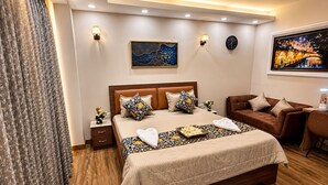 Room - Sukhvan Residency (Gurugram)