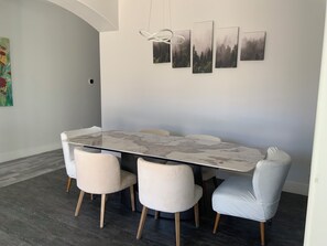 Dining - Charming Spanish Villa in fabulous Albuquerque (Albuquerque)