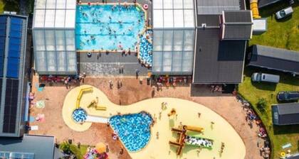 Camping De Molenhof - Familiehuis 10 Personen