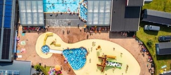 Camping De Molenhof - Familiehuis 10 Personen