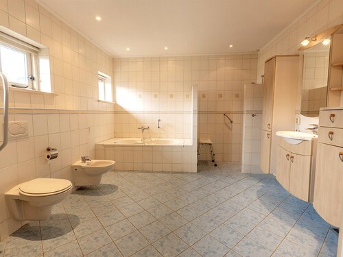 Camping De Molenhof - Familiehuis 10 Personen