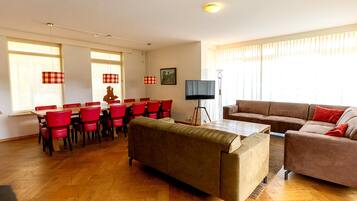 Chalet | Living room