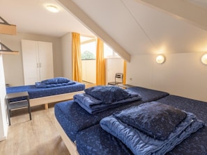 4 bedrooms - Camping De Molenhof - Familiehuis 10 Personen (Reutum)