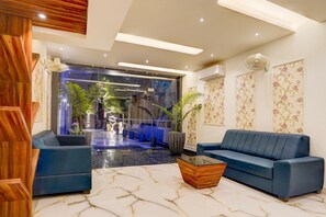 House | Reception - Deluxehotel Lindo Lugar (Alwar)