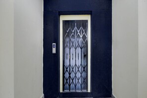 House | Interior - Deluxecollection O Kothapet Near Omini Hospital (Hyderabad)
