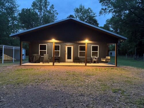 Wild Ride Retreat Trailer Parking Pets\Sleeps  6 +\Near Albert Pike Caddo River
