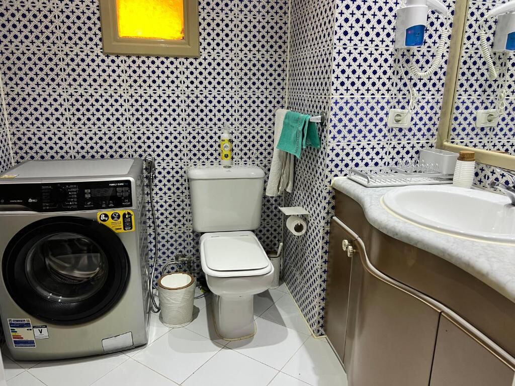 Deluxe Triple Room, Sea View, Beachside | Bilik Mandi