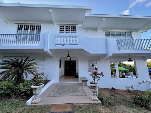 Vieques BioBay B&B, The Bird Room: Sleep Under the Stars, Paddle the Glowing Bay