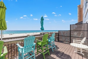 Property grounds - Beachfront Luxury! 4BR Townhouse W/pool & Stunning Gulf Views! Sleeps 10! (Panama City Beach)