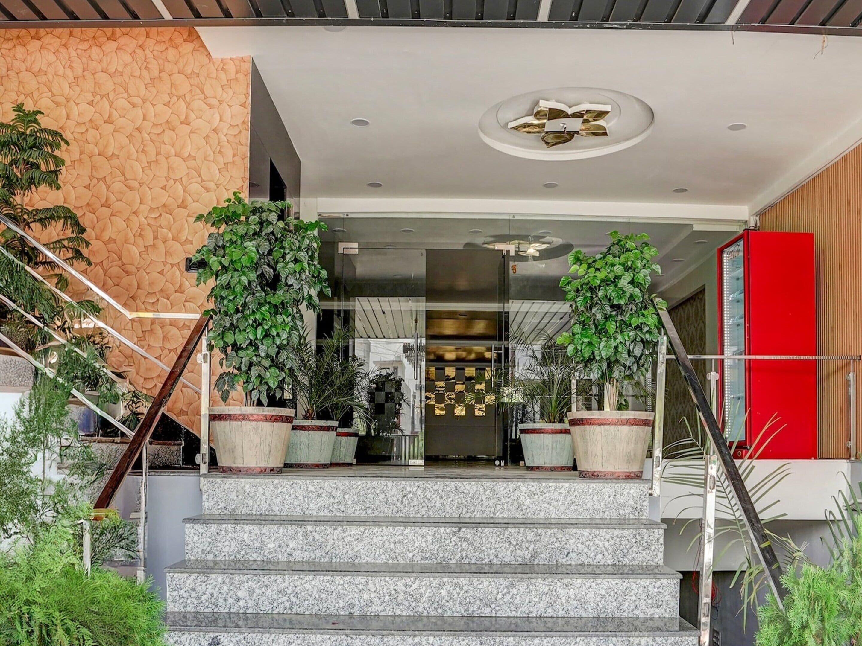 House | Reception