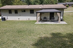 Exterior - Peaceful FIFA Retreat - Atlanta Nature Preserve Stay - 10 miles to Stadium.  (Atlanta)