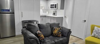 Cozy Winnipeg Retreat 