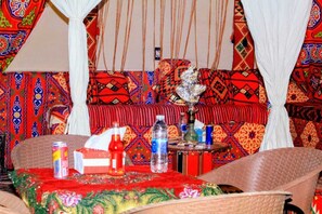 Comfort Double Room | Tempat makan