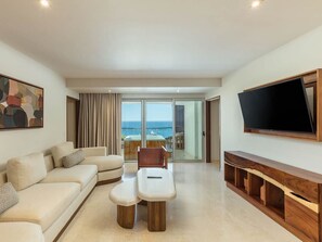 Living area - Luxury 2 bed 2 bath with optional pull out. In the heart of Cabo San Lucas. (Cabo San Lucs)