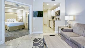 1 bedroom, in-room safe, iron/ironing board, free WiFi