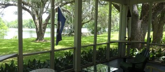 Captain Caviar's 2-bedroom cottage on the Lower Atchafalaya River in Patterson