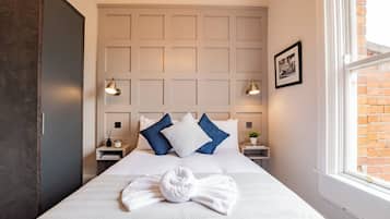 1 bedroom, iron/ironing board, travel cot, free WiFi