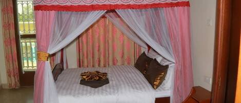 Comfort Single Room, Balcony, Hill View | Free WiFi
