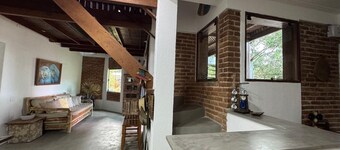 Rustic and cozy beach house with 4 ensuites