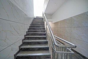 Interior - Deluxehotel O Sunkadakatte (Bengaluru)