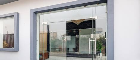 House | Reception