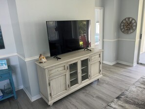 Interior - Beautiful 3 bedroom condo in Hammock bay  Naples - two miles from Marco Island (Naples)