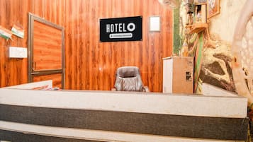 House | Reception
