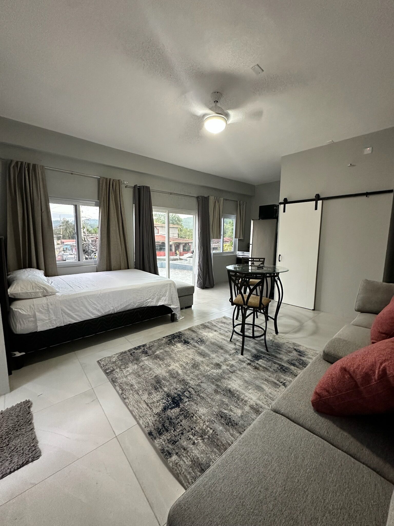 5 slaapkamers, wifi, beddengoed