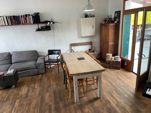Interior - Large house with garden 2 steps from the metro. (Romainville)
