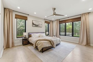5 habitaciones, tabla de planchar con plancha, wifi y ropa de cama 