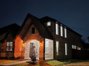 Exterior - Brand New, Spacious, Beautiful 3 Bed Home near Texas Motor Speedway and Outlets (Justin)