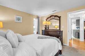 3 chambres, fer et planche à repasser, Wi-Fi gratuit, draps fournis