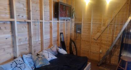 Beautiful Cabin Rainbow Cove on Manitoulin Island