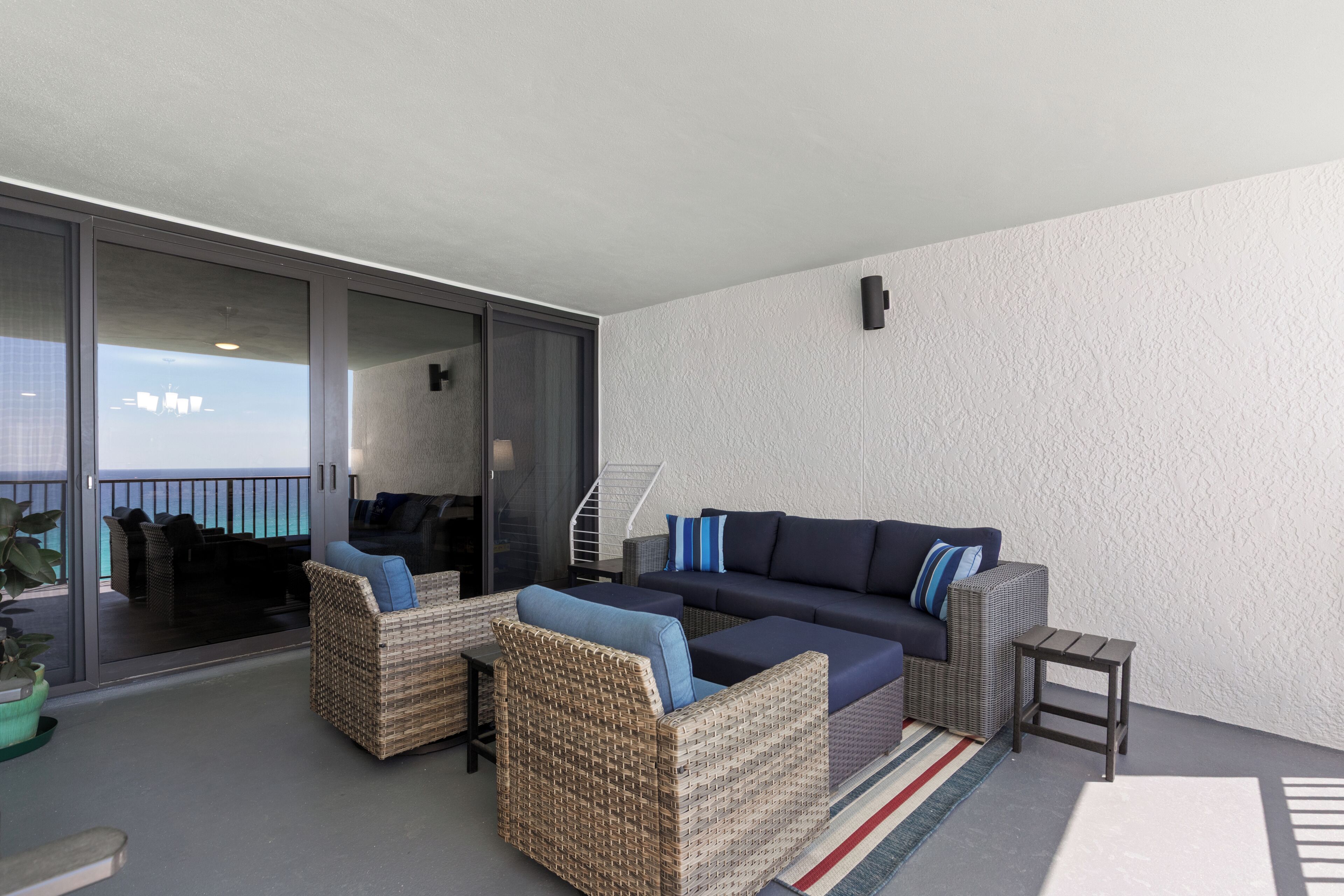 Appart'hôtel, plusieurs lits, balcon, vue océan (Watercrest 1106) | Coin séjour