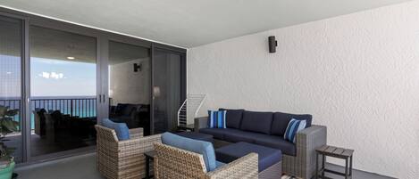 Condo, Multiple Beds, Balcony, Ocean View (Watercrest 1106) | Living area