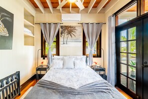 4 habitaciones, escritorio, tabla de planchar con plancha y wifi 