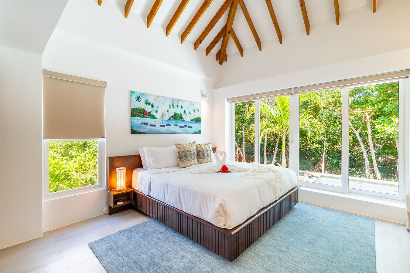 5 bedrooms, desk, iron/ironing board, WiFi