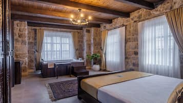 Bureau, espace de travail pour ordinateur portable, Wi-Fi gratuit