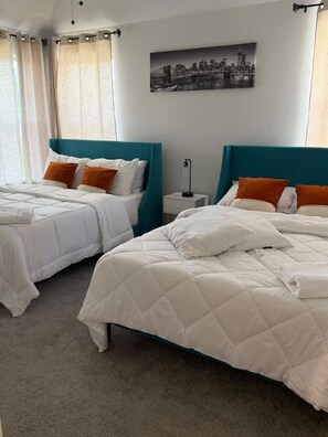 3 bedrooms, desk, iron/ironing board, WiFi