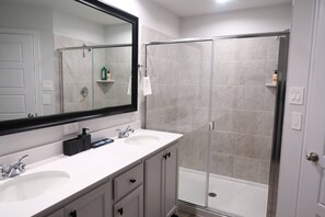 Hair dryer, towels