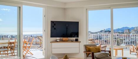 TV