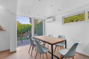 Dining - Family home residence Calm & Swimming pool Mougins (Mougins)